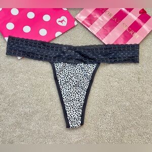 VTG Victoria's Secret Gray Leopard Print lace waist Low Rise thong panties LARGE